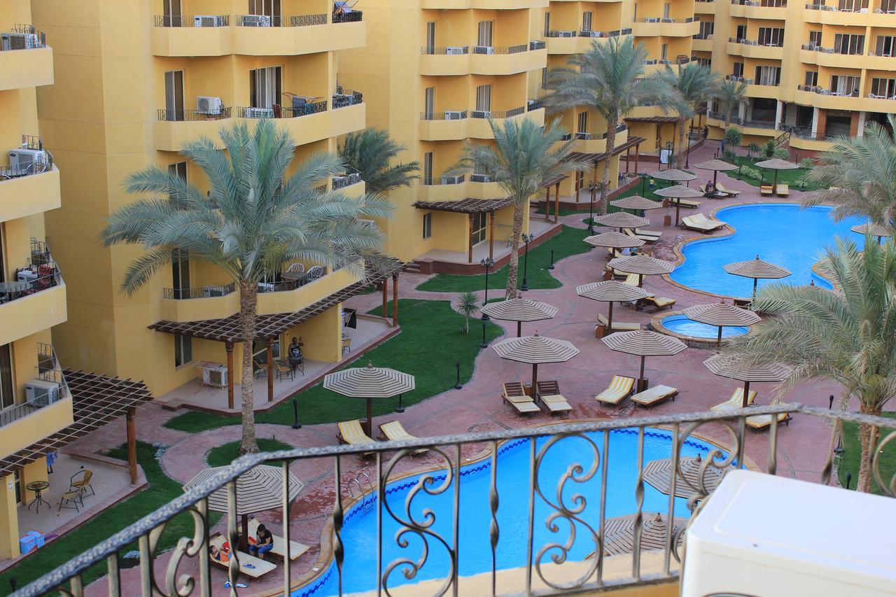 Pool View Apartment At British Resort - Unit 02 洪加達 外观 照片