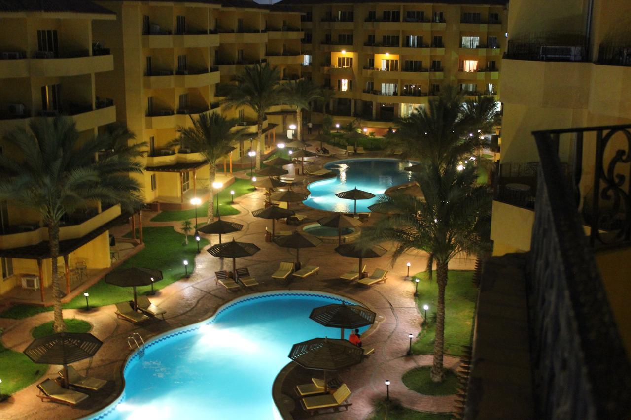 Pool View Apartment At British Resort - Unit 02 洪加達 外观 照片