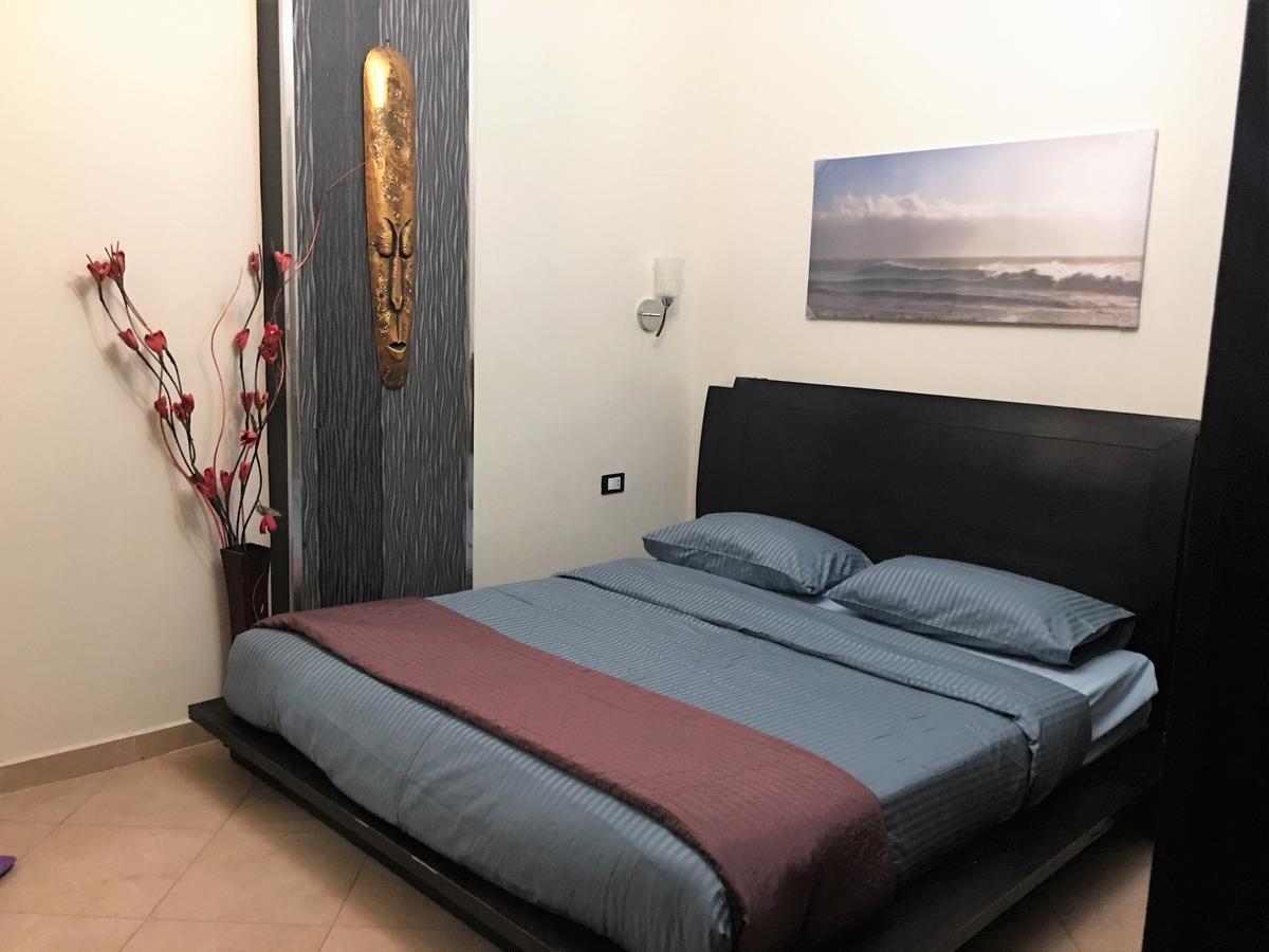 Pool View Apartment At British Resort - Unit 02 洪加達 外观 照片