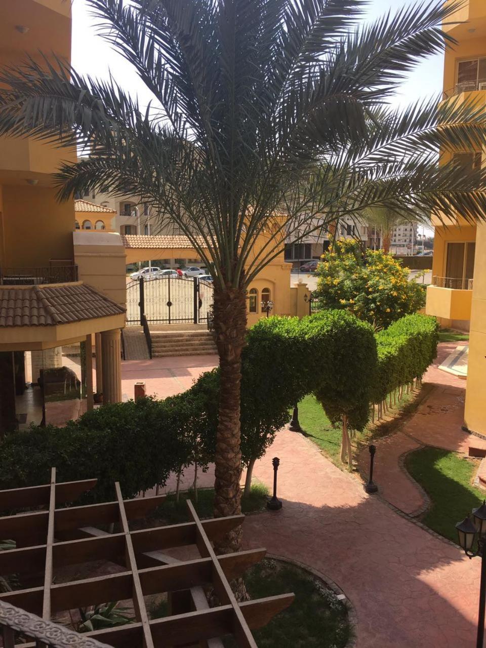 Pool View Apartment At British Resort - Unit 02 洪加達 外观 照片