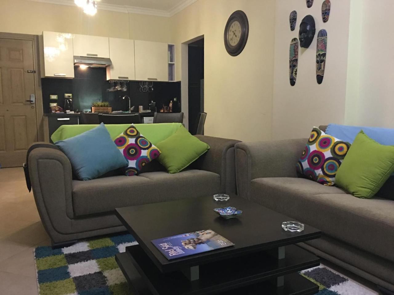 Pool View Apartment At British Resort - Unit 02 洪加達 外观 照片