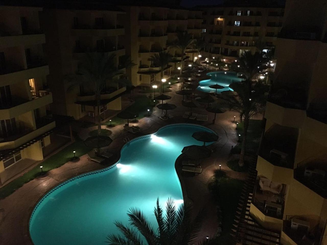 Pool View Apartment At British Resort - Unit 02 洪加達 外观 照片