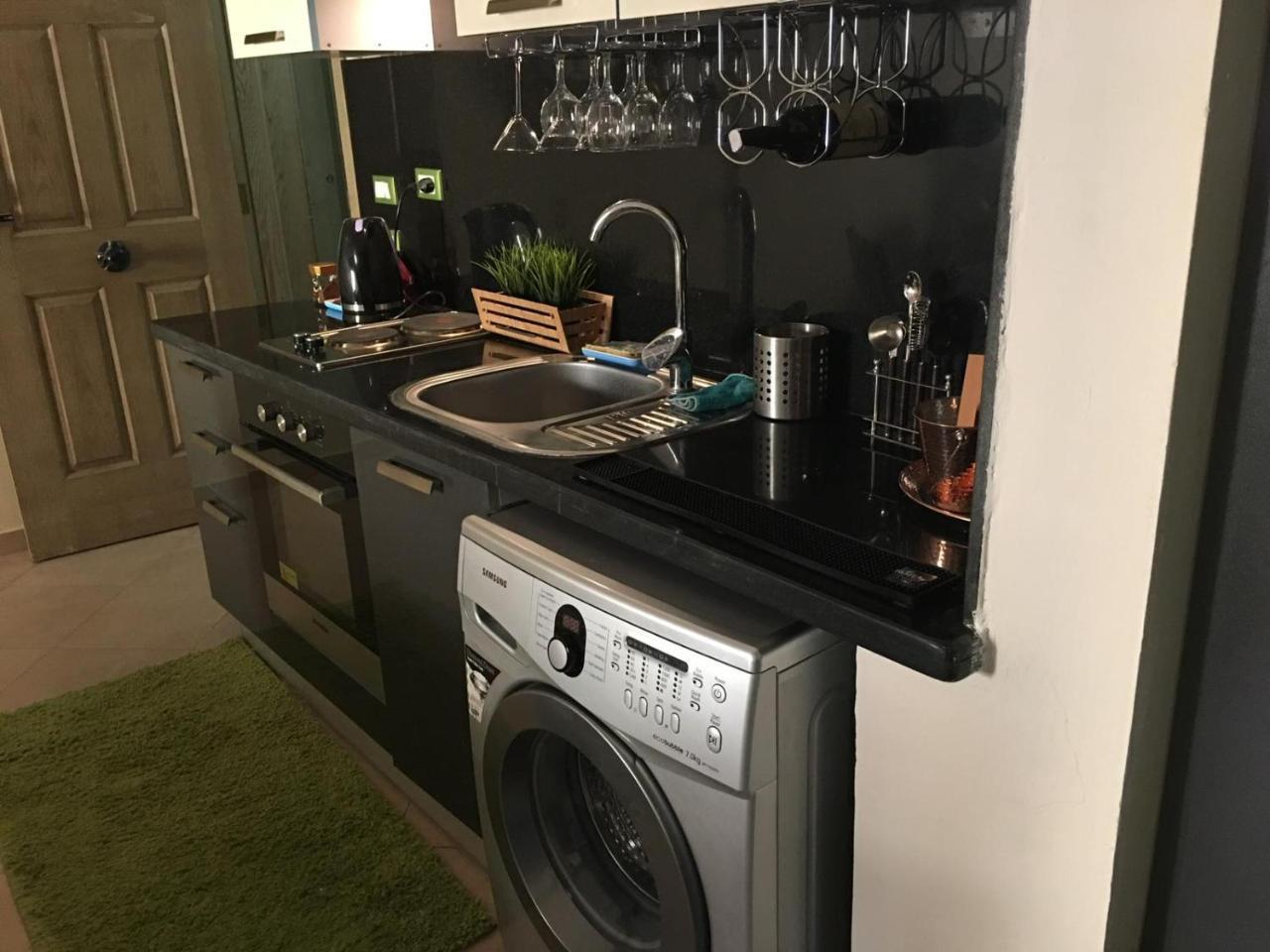 Pool View Apartment At British Resort - Unit 02 洪加達 外观 照片